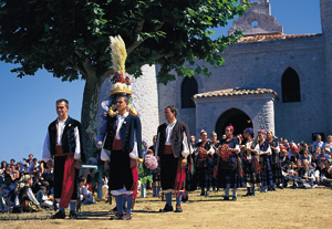 Fiesta de la Virgen de la Guía. Llanes. (Asturias). Popular.